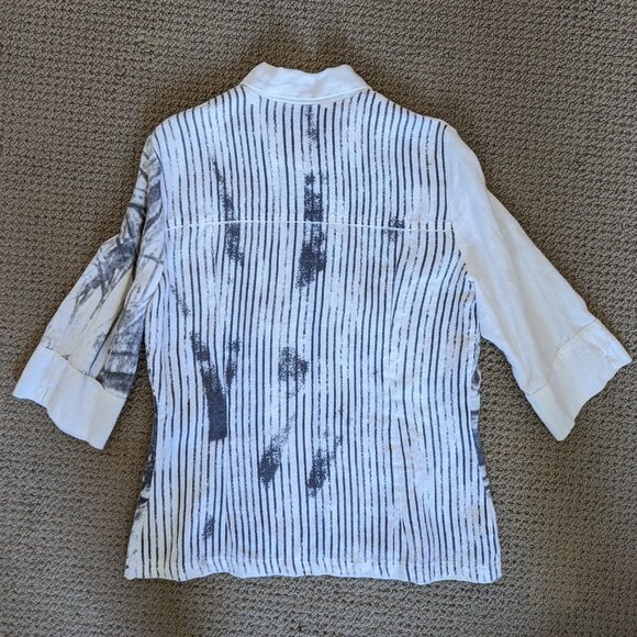 Beautiful linen white jacket with a grey print and a zipper - Picture 7 of 10